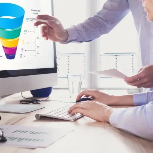   Estrutura&ccedil;&atilde;o e Gest&atilde;o de Funil de Vendas